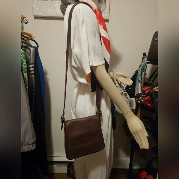 Coach Mahogany Brown Vintage Legacy Medium Studio Flap Bag. - Picture 10 of 17